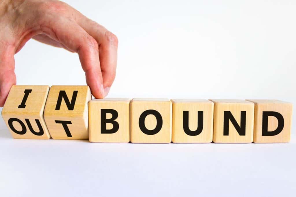 Outbound- und Inbound-Vertrieb
