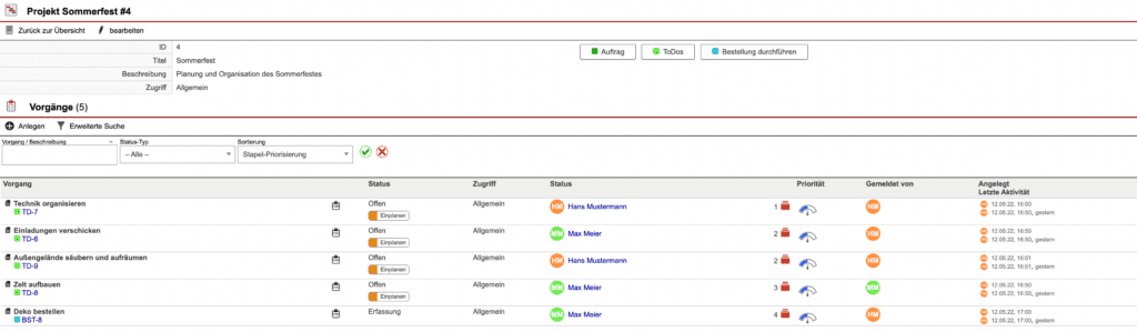 Screenshot eines beispielhaften Projekts namens „Sommerfest“ bestückt mit verschiedenen Vorgängen